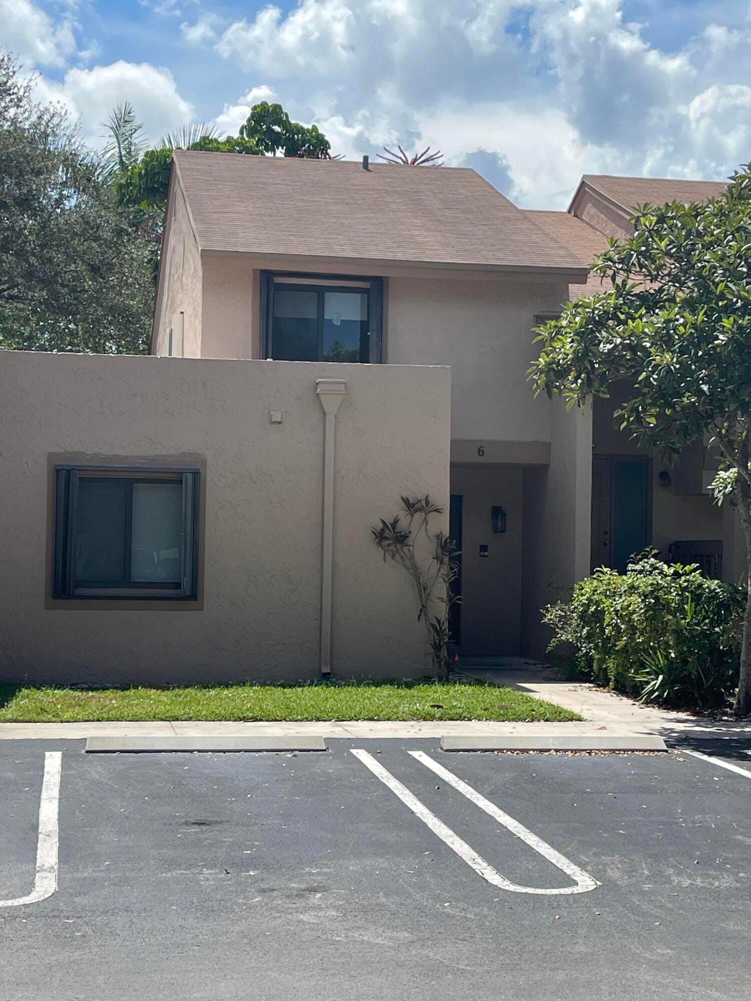 6 CHESTNUT Circle, Cooper City, FL 33026
