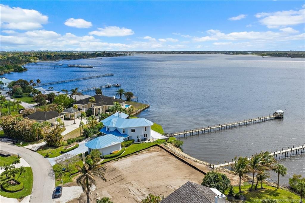 2318 NW Bay Colony Court — photo 2