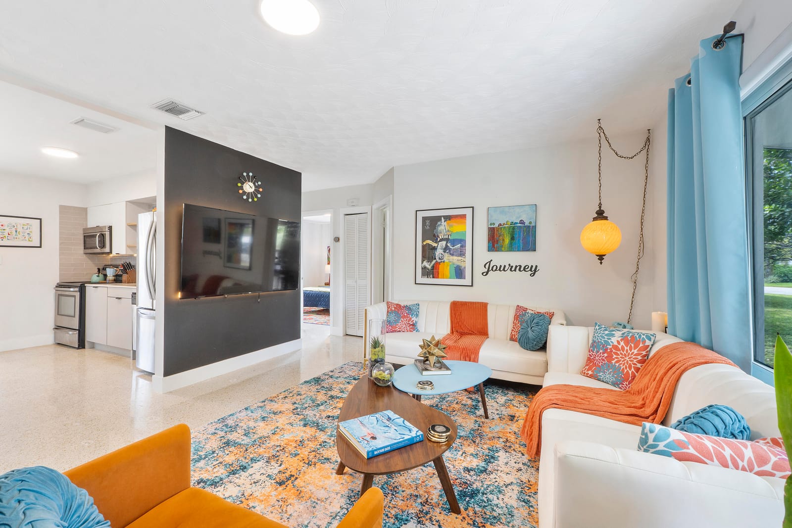 3557 LLOYD Drive — photo 8