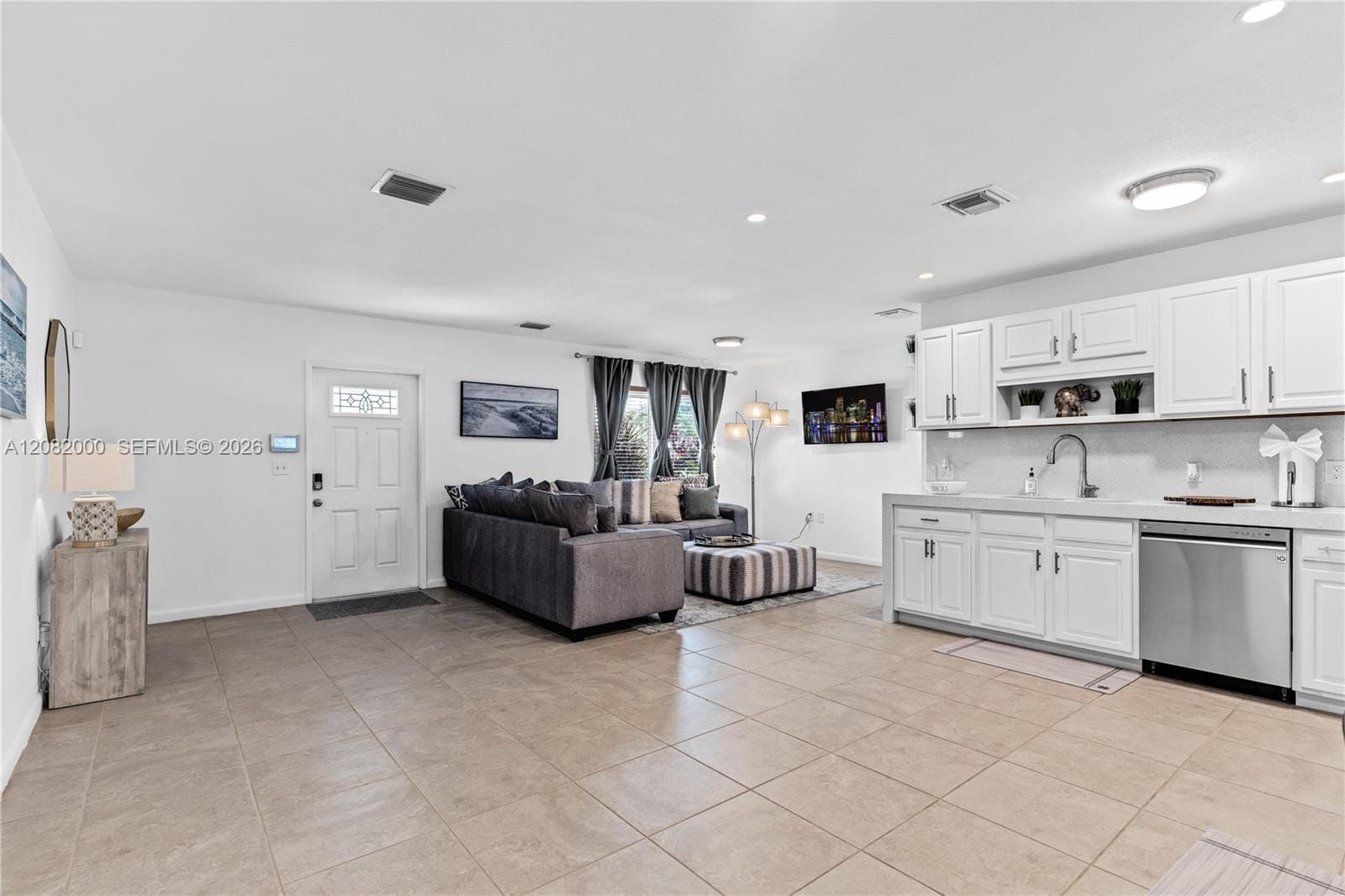 1430 NE 11th Street 1430 — photo 12