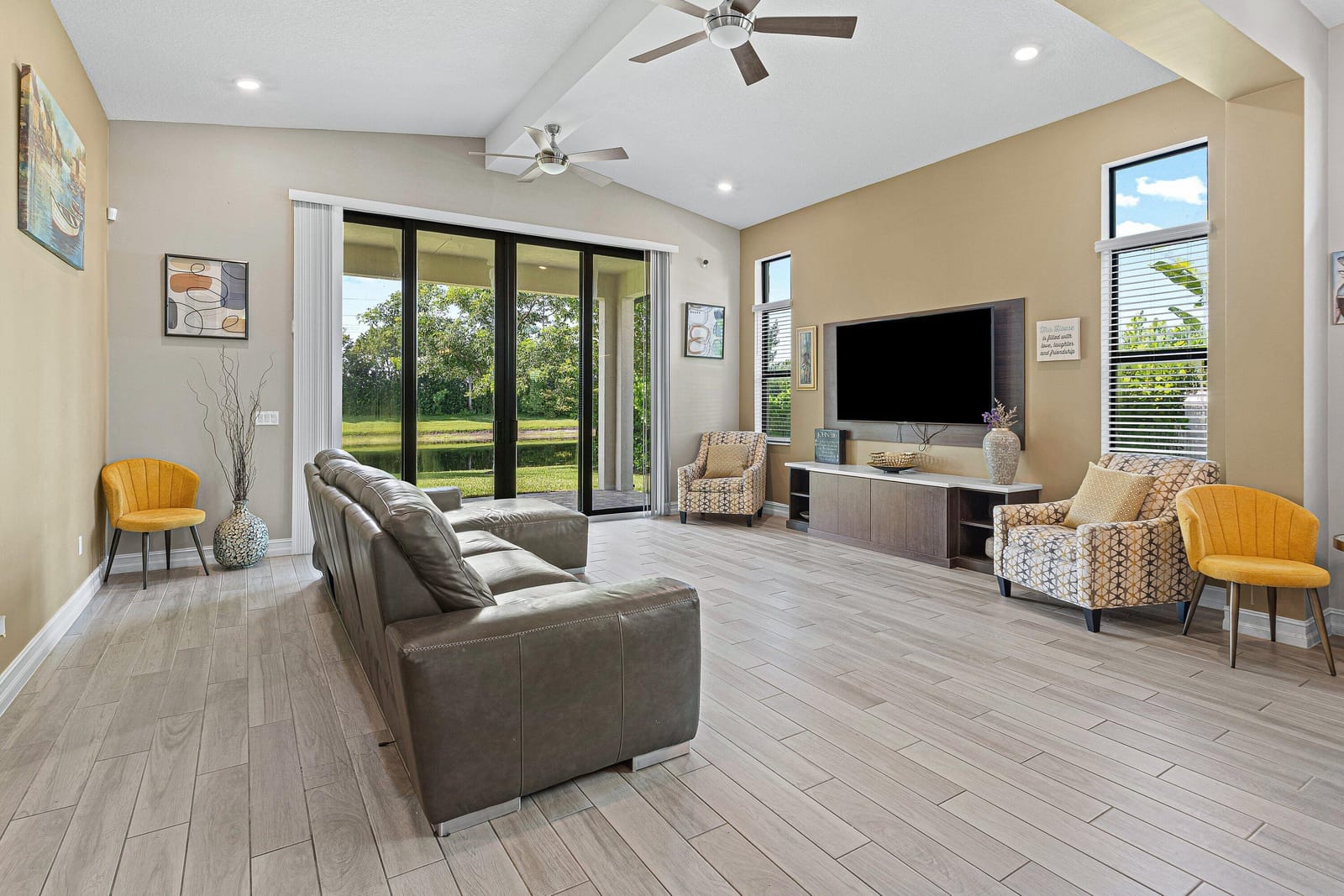 8907 Grand Prix Lane — photo 3