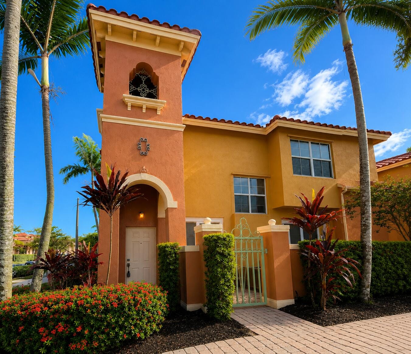 906 SW 143rd Avenue 2005, Pembroke Pines, FL 33027