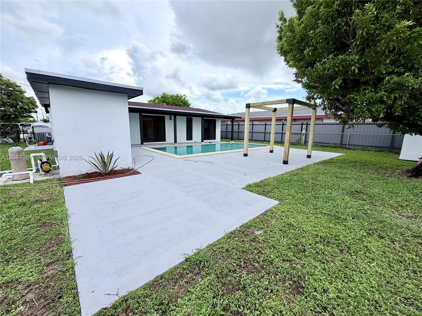 3210 SW 94th Court — photo 7