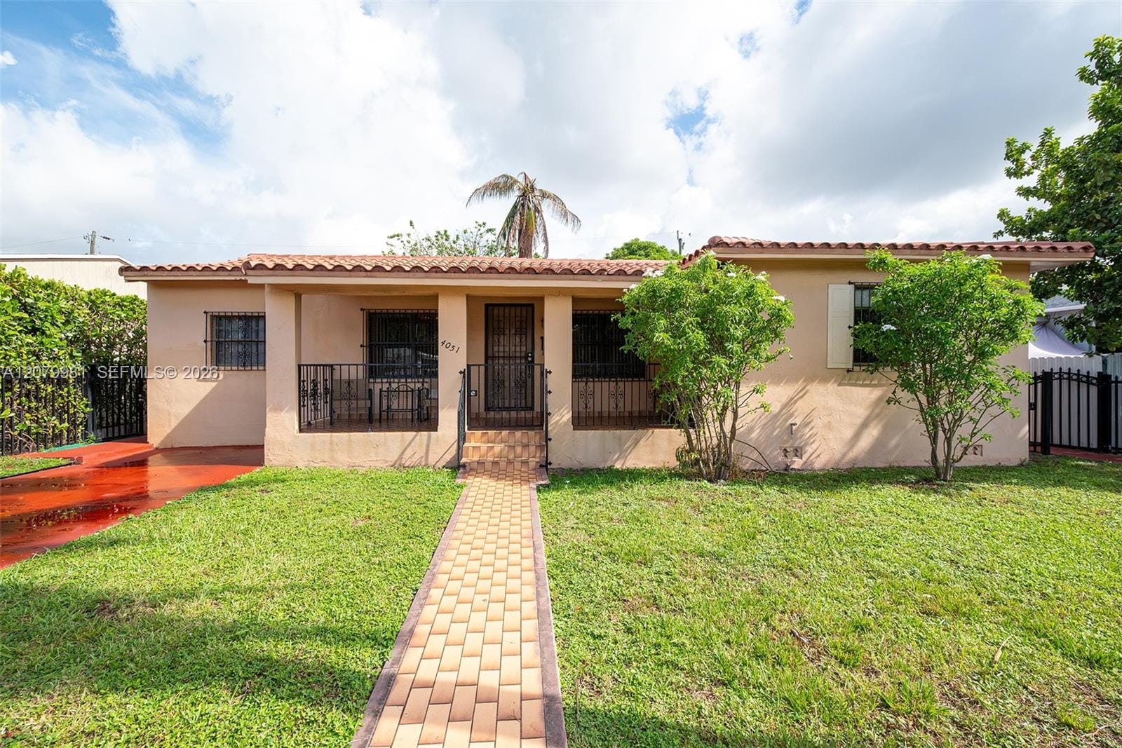 4051 NW 5th Street — photo 3