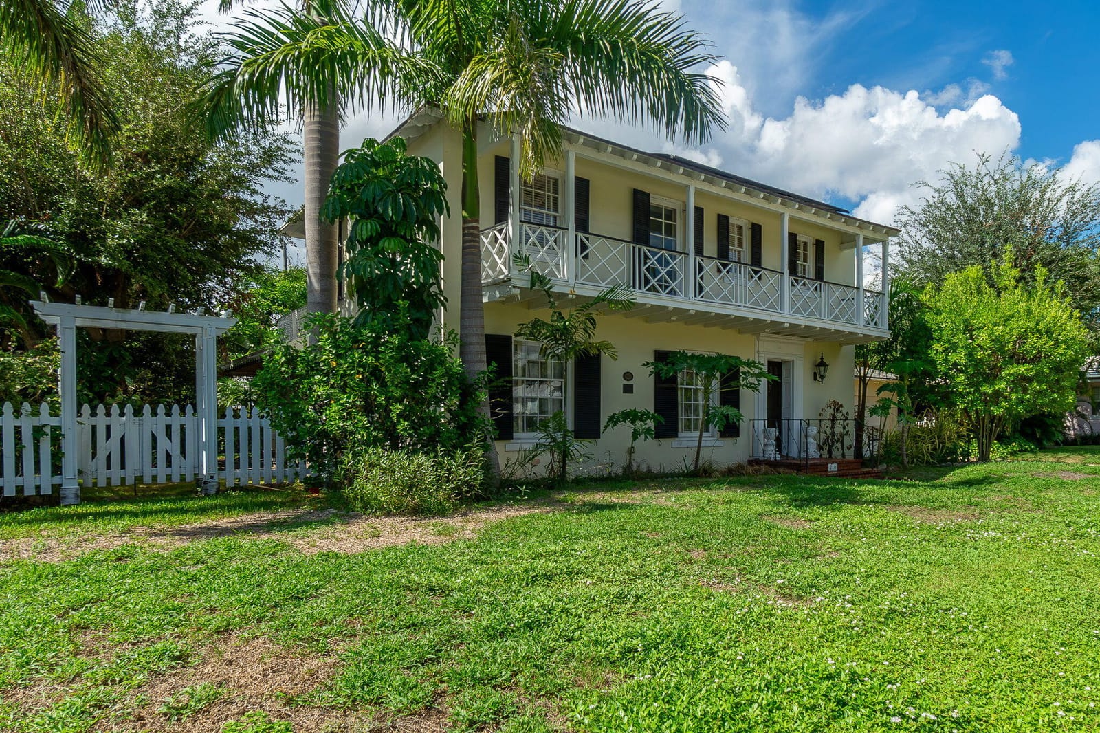 210 BELMONTE Road, West Palm Beach, FL 33405 photo 2