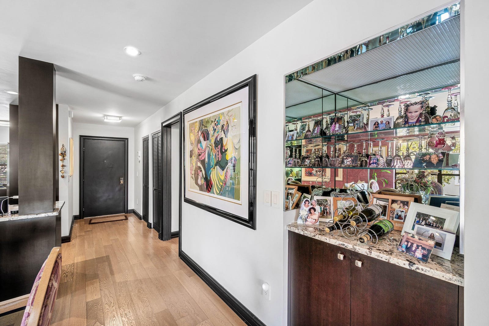 7 SOUTHPORT Lane H — photo 3