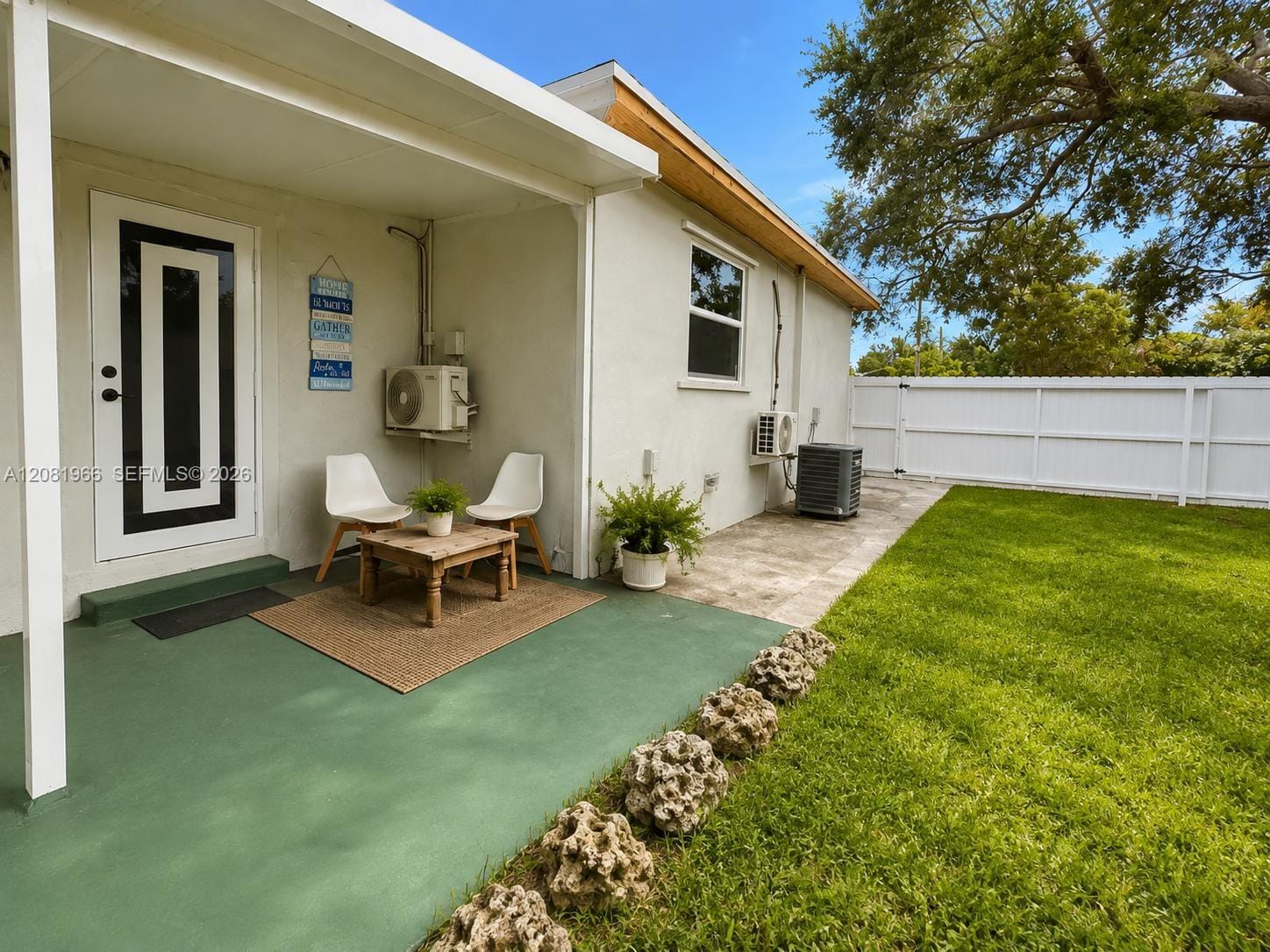 204 SW 7th Avenue, Hallandale Beach, FL 33009 photo 14