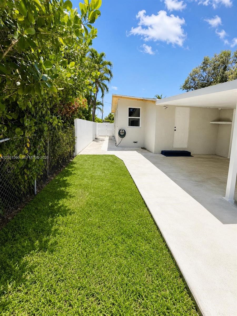 204 SW 7th Avenue, Hallandale Beach, FL 33009 photo 15