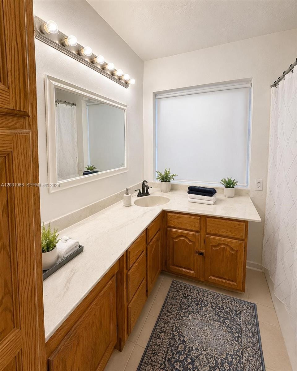 204 SW 7th Avenue, Hallandale Beach, FL 33009 photo 22