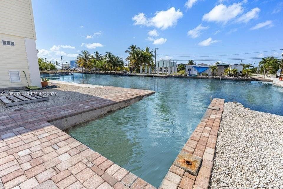 31490 Avenue F, Big Pine Key, FL 33043 photo 2