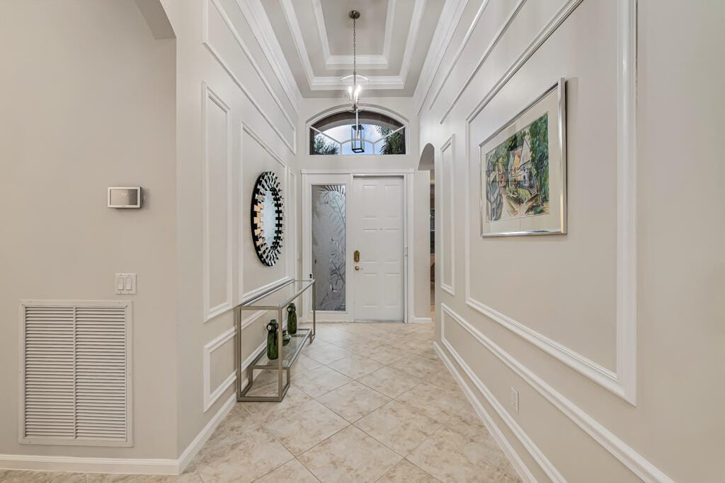 8225 La Jolla Vista Lane — photo 3