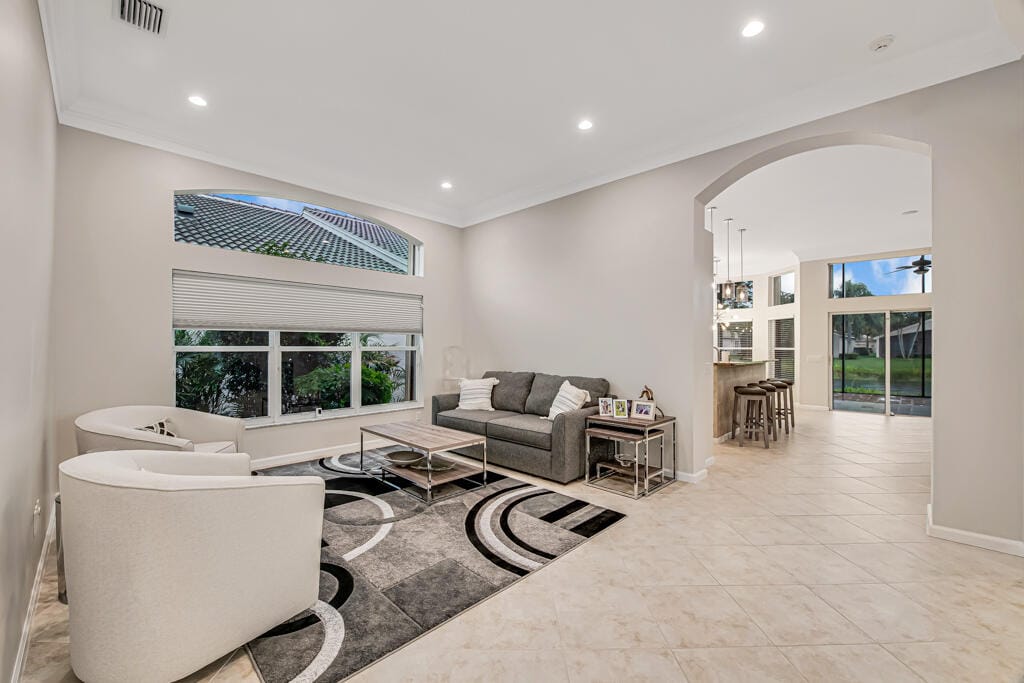 8225 La Jolla Vista Lane — photo 4