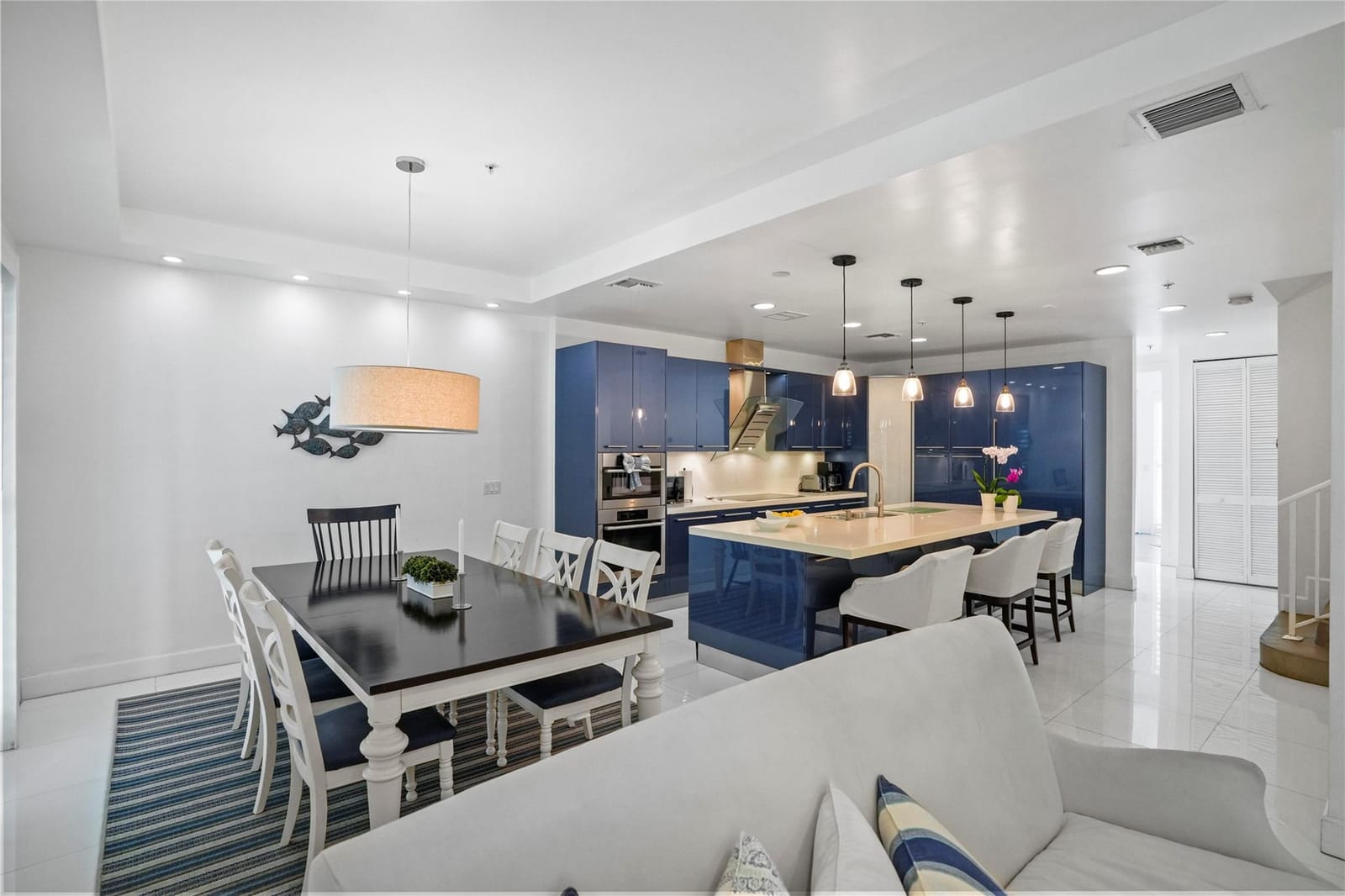 347 Oak Street B1, Hollywood, FL 33019 photo 12