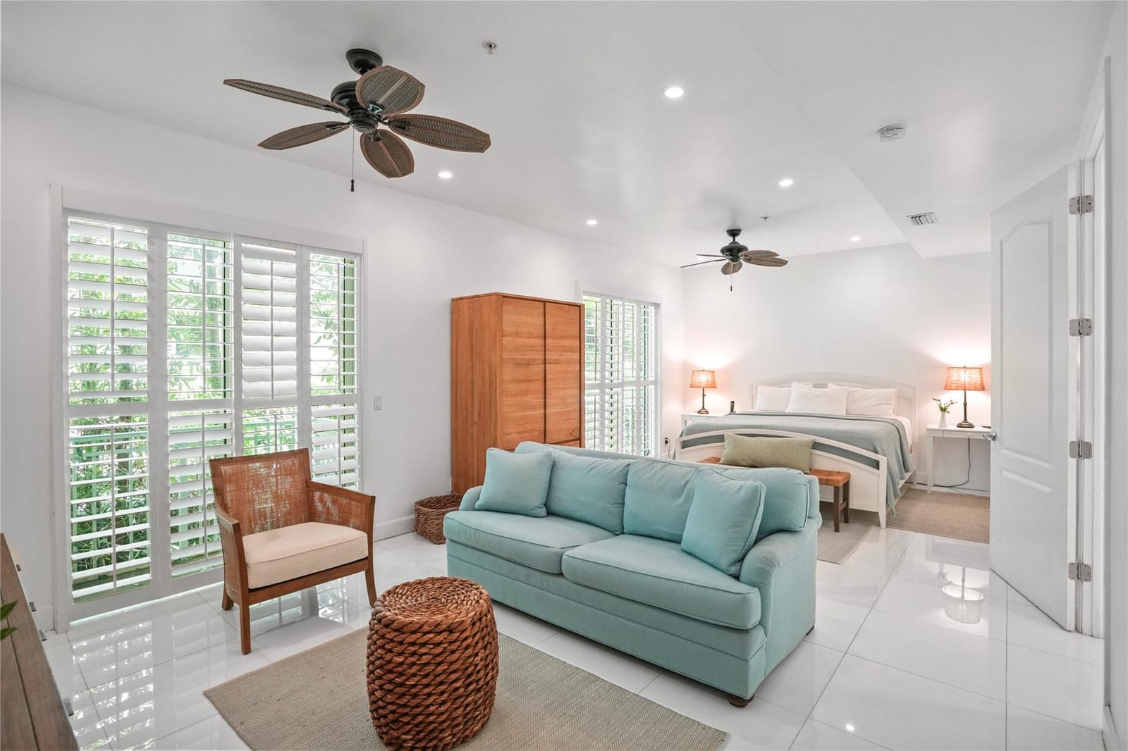 347 Oak Street B1, Hollywood, FL 33019 photo 6