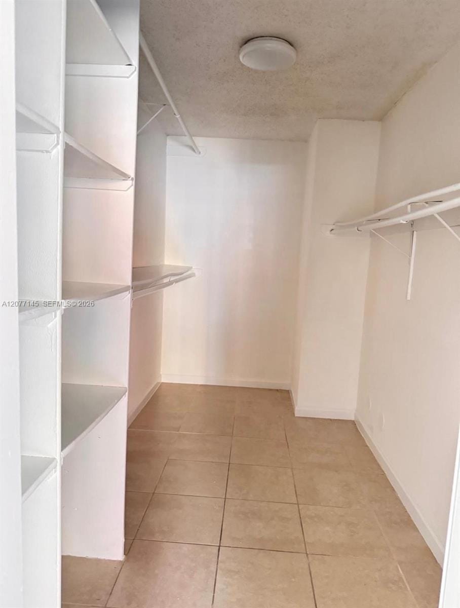 6990 Miami Gardens Drive 2-225, Hialeah, FL 33015 photo 3