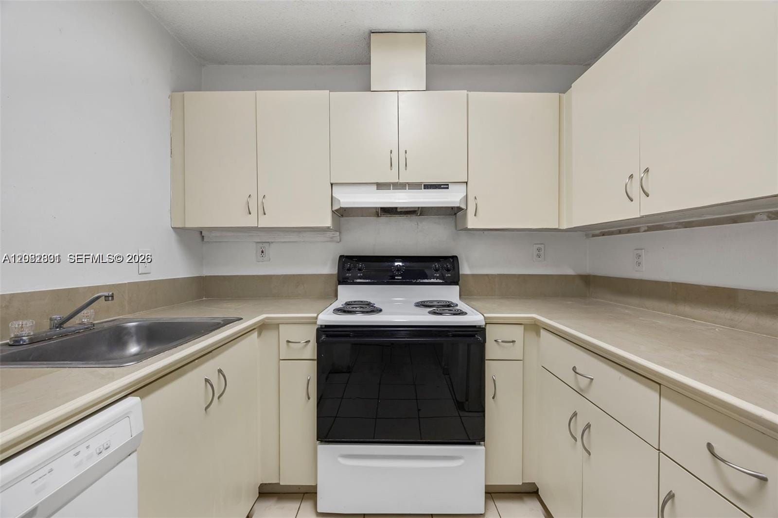 8421 SW 209th Street 8421, Cutler Bay, FL 33189 photo 3