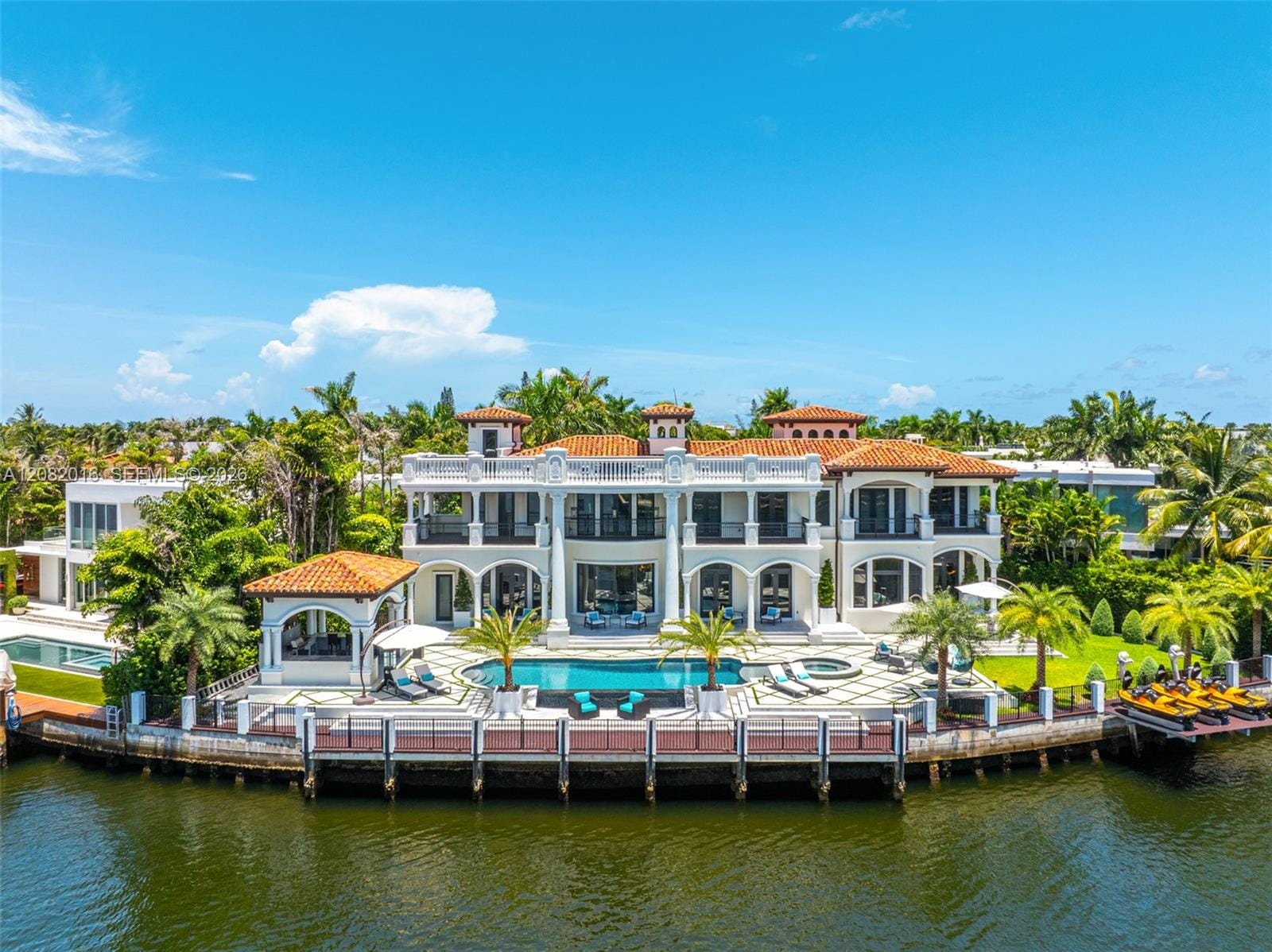 498 N Parkway Parkway, Golden Beach, FL 33160