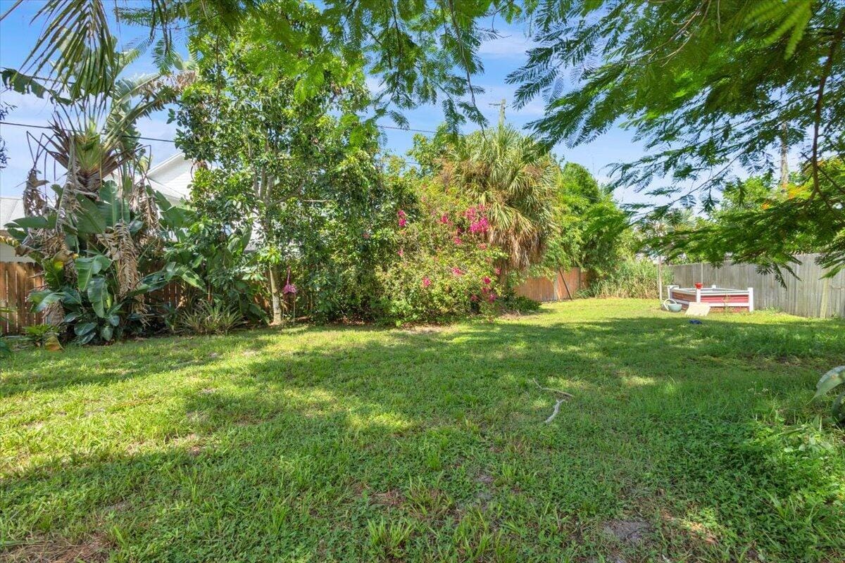 1121 SE ALAMANDA Lane — photo 11