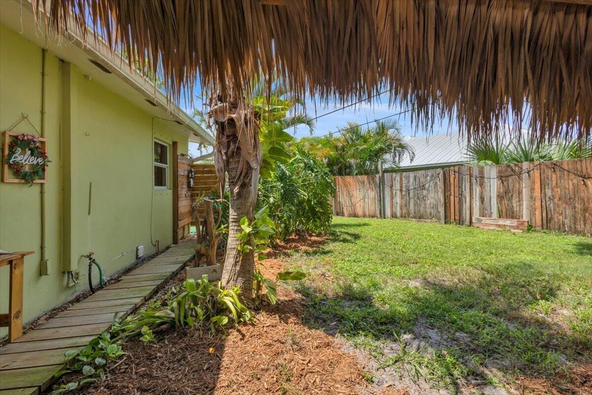 1121 SE ALAMANDA Lane — photo 5