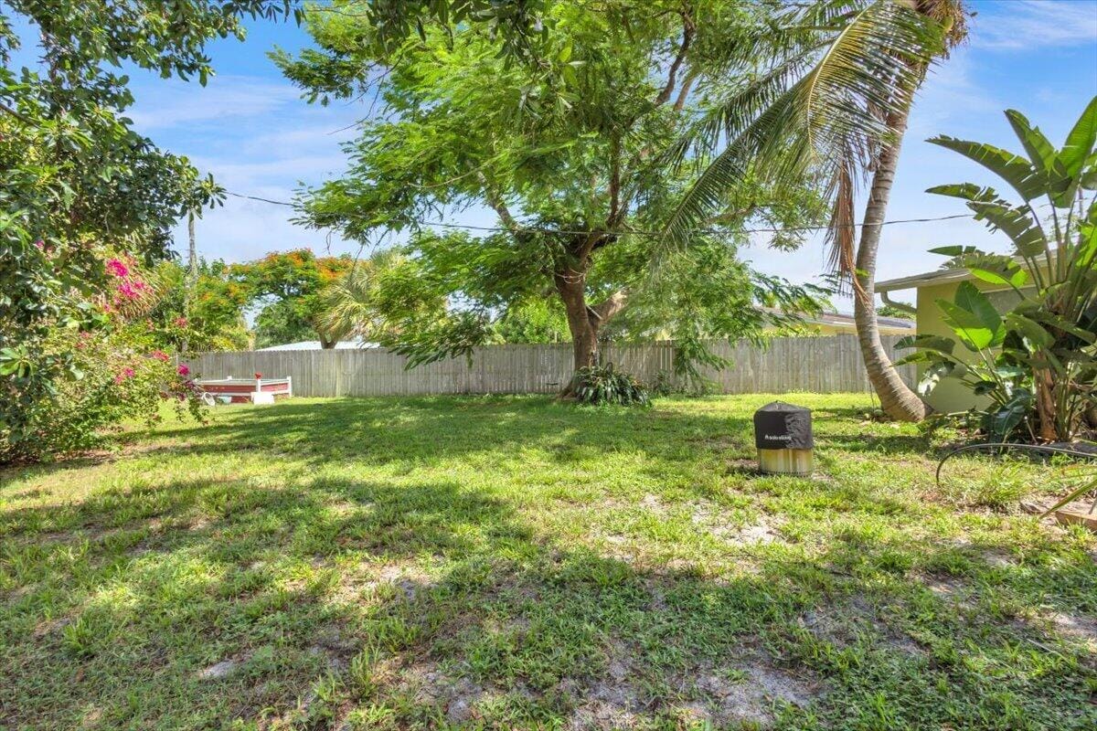 1121 SE ALAMANDA Lane — photo 8