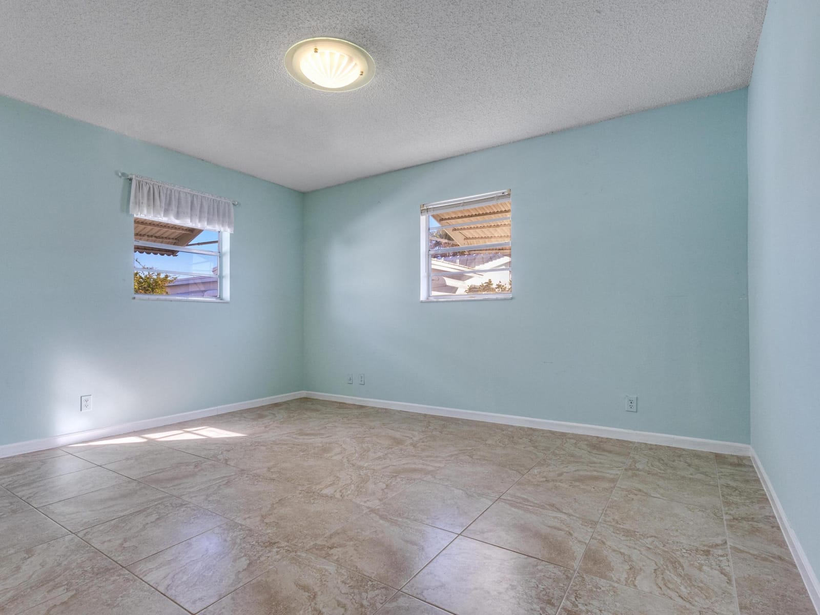 2016 SW Golf Lane SW, Boynton Beach, FL 33426 photo 15