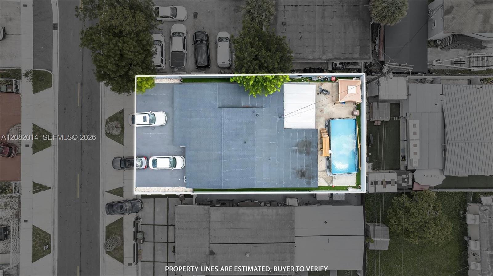 4851 E 8th Court — photo 10