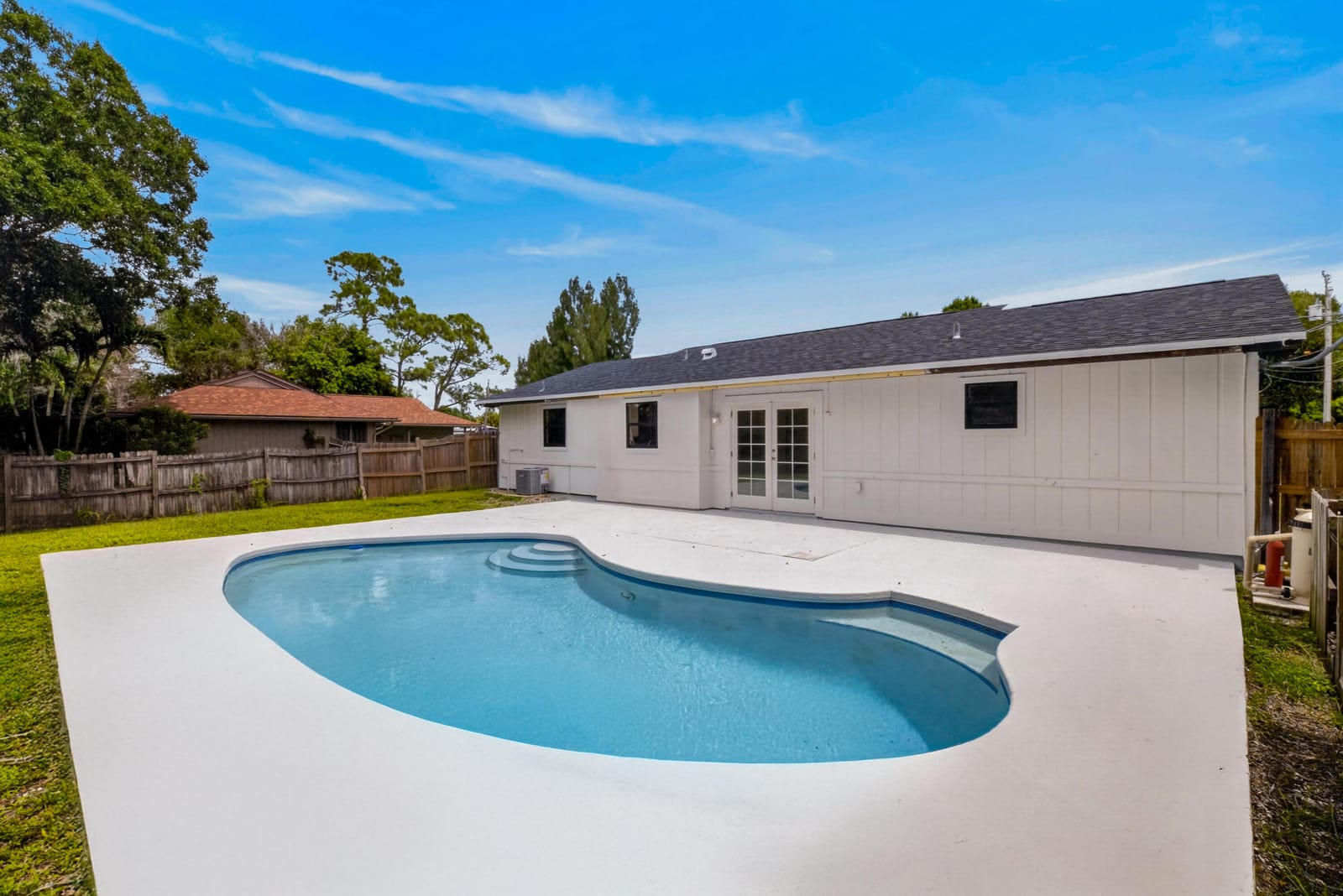 6101 BALSAM Drive — photo 3