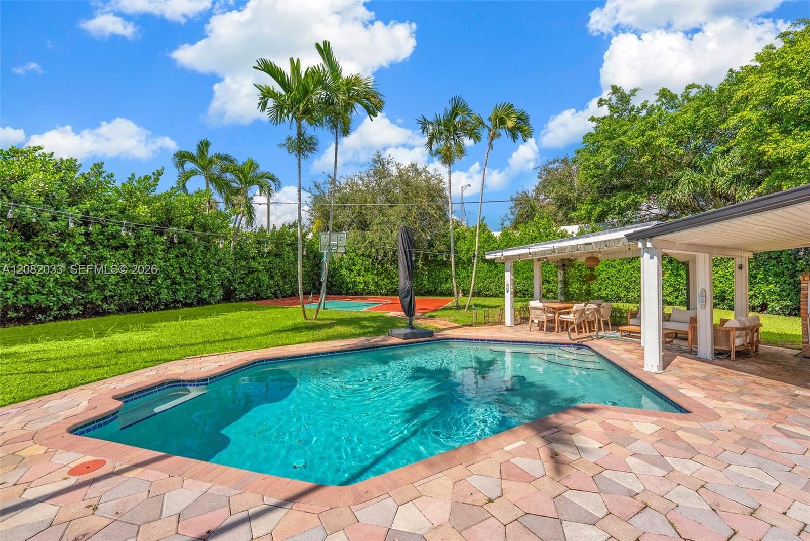 21000 NE 18th Court, Miami, FL 33179 photo 19