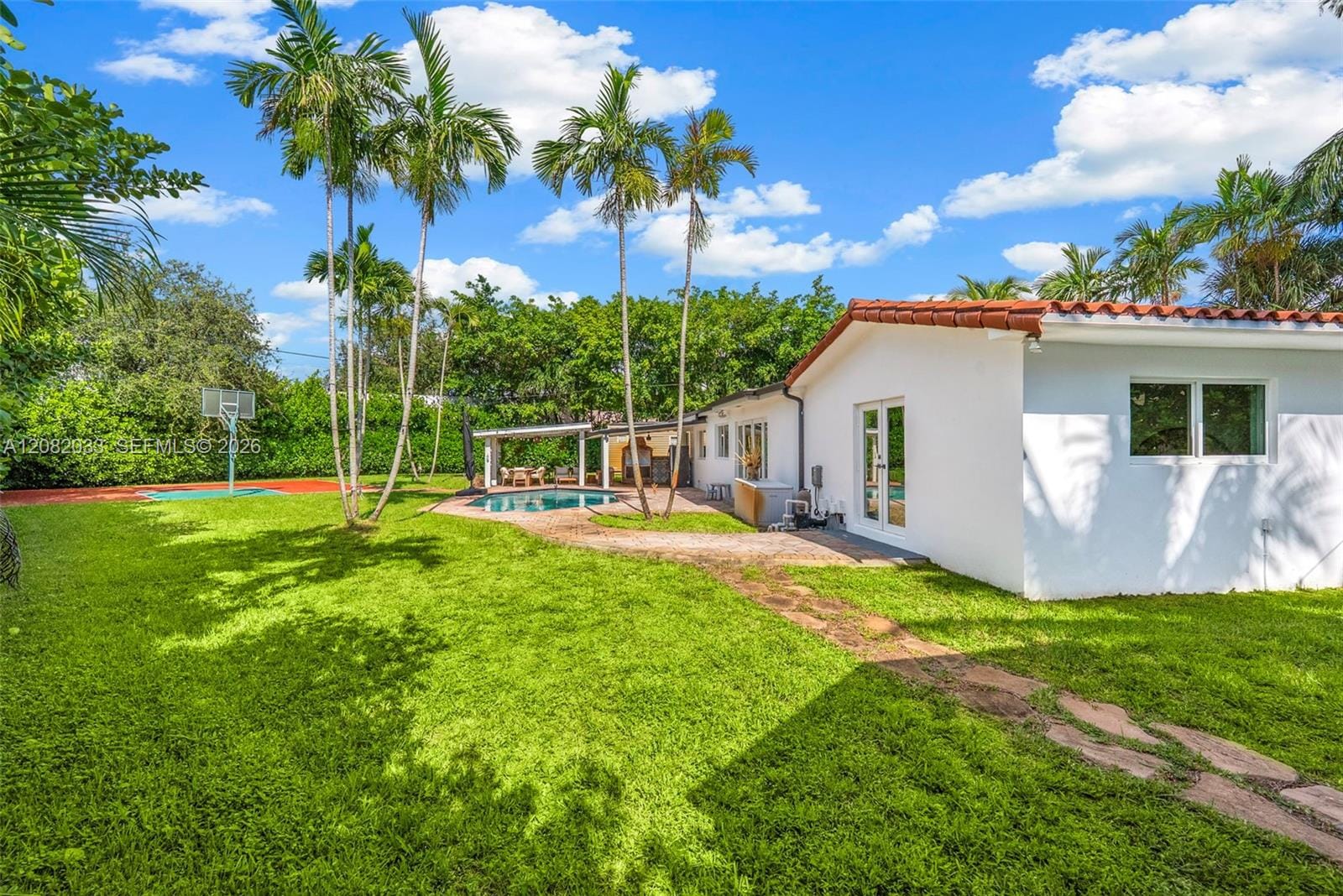21000 NE 18th Court, Miami, FL 33179 photo 26