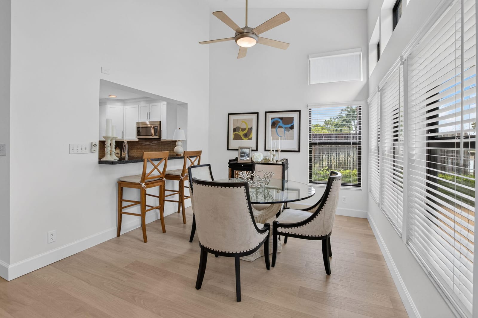5576 Fox Hollow Drive — photo 4