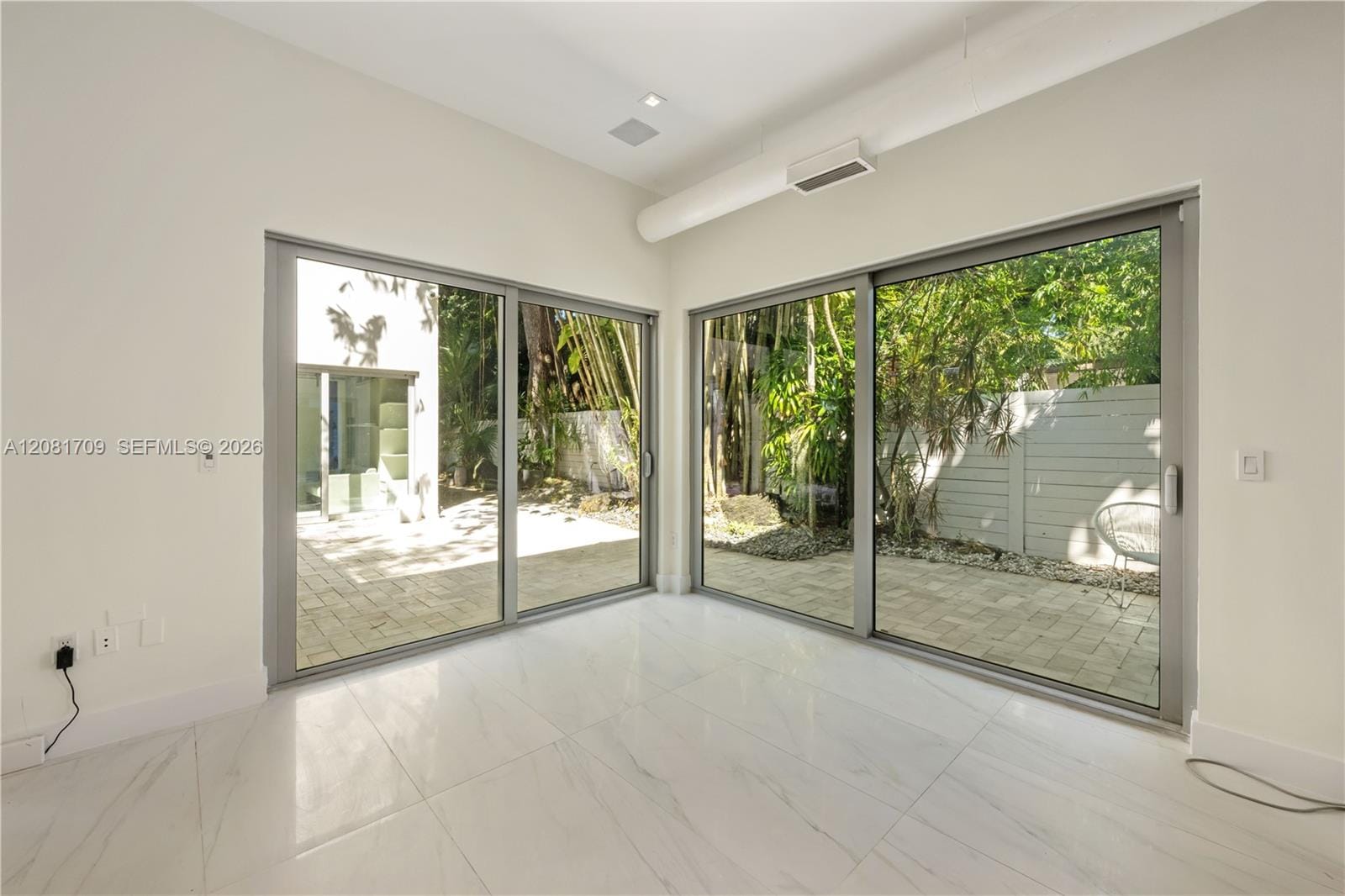 2205 Overbrook Street — photo 10