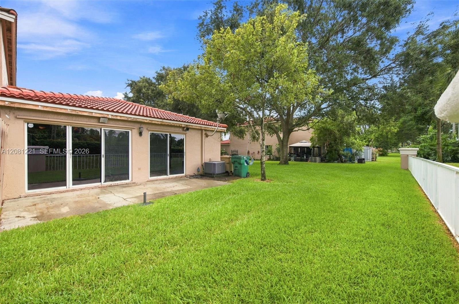 1533 W Harmony Lake Circle, Davie, FL 33324 photo 20