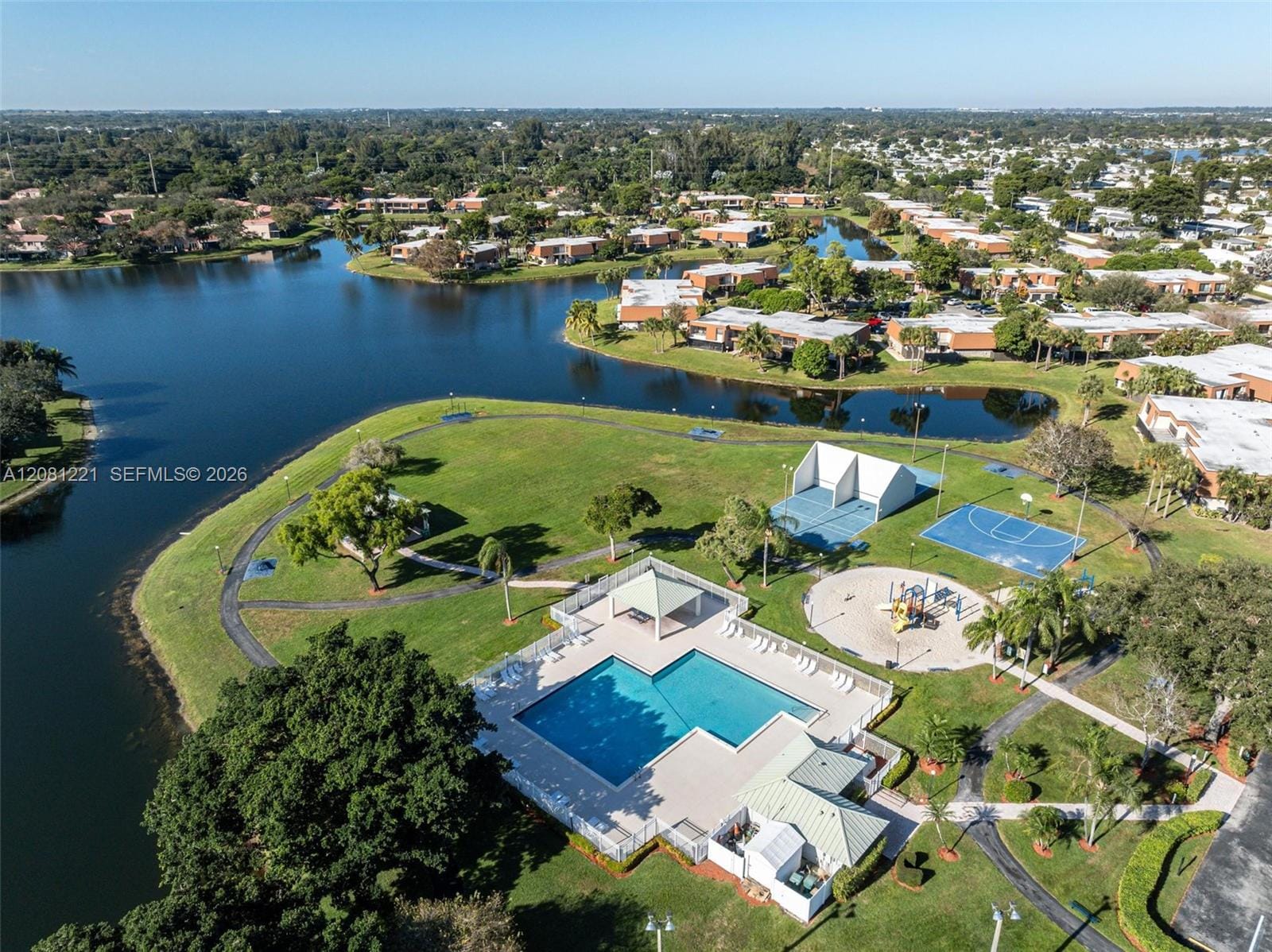 1533 W Harmony Lake Circle, Davie, FL 33324 photo 23