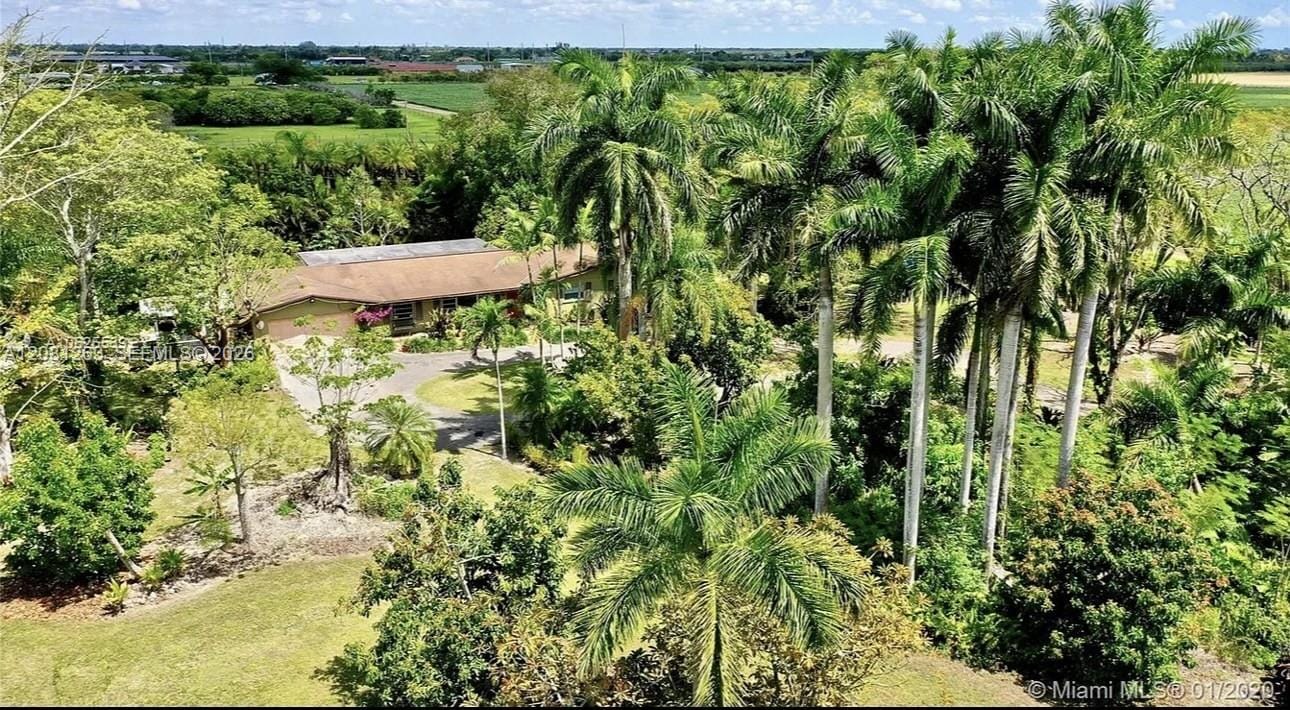 22700 SW 199th Avenue, Miami, FL 33170 photo 2