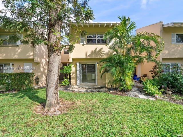 8941 NE 4th Ave Road 8941, Miami Shores, FL 33138