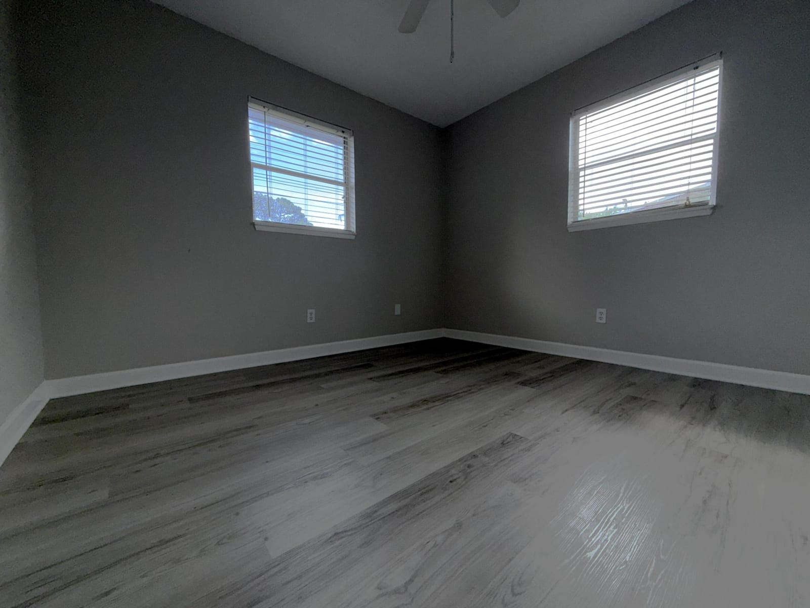 1633 SE ARAPAHO Avenue — photo 12