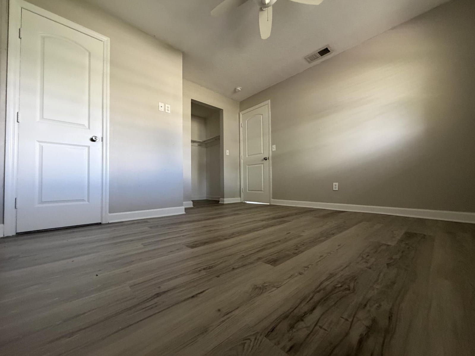 1633 SE ARAPAHO Avenue — photo 9
