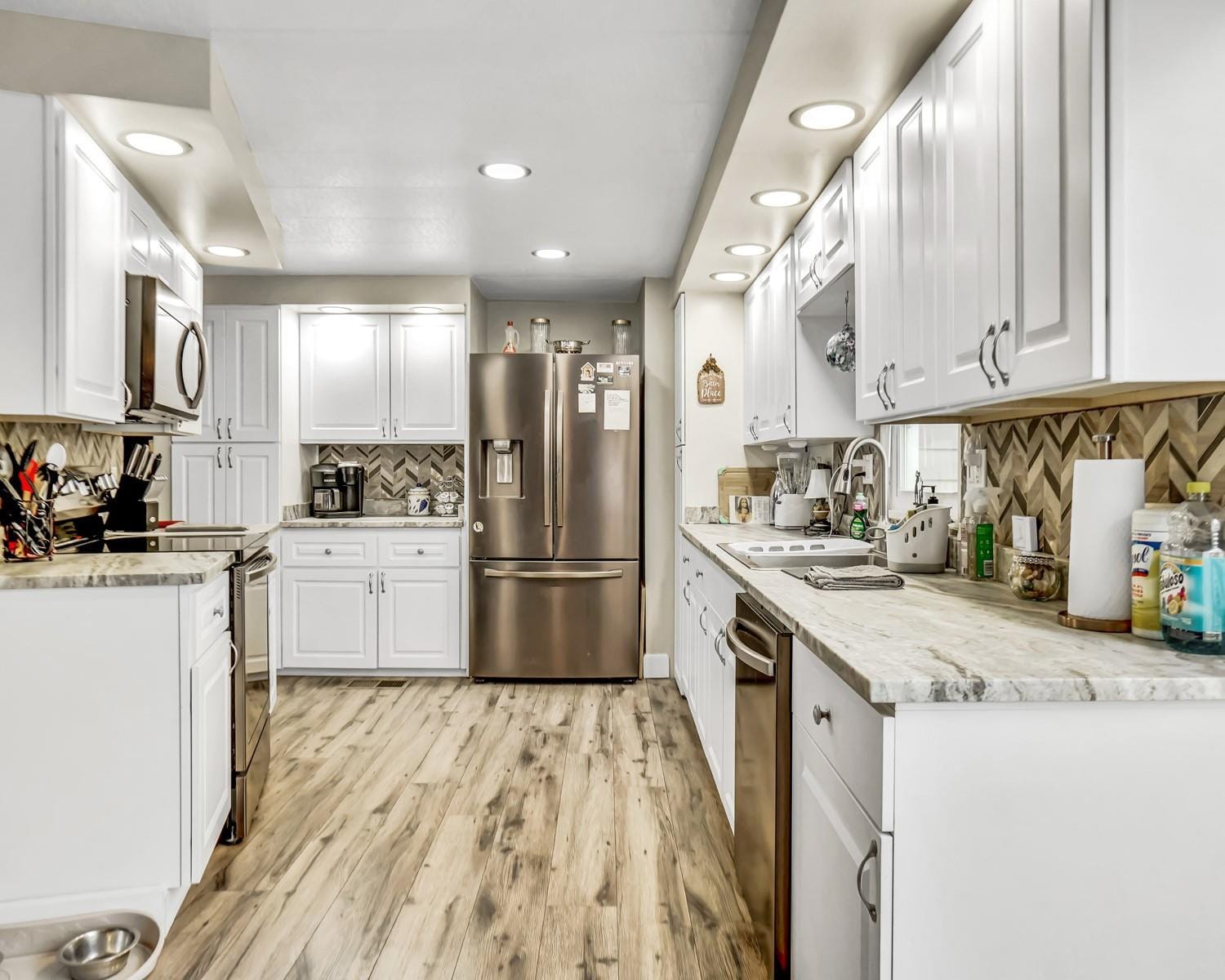 3055 Lakeshore Drive — photo 6