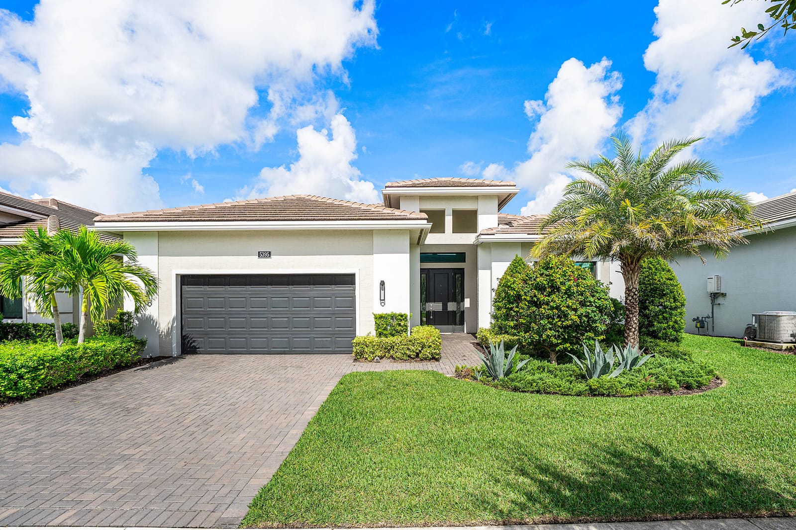 5395 St Vincent Lane, Westlake, FL 33470