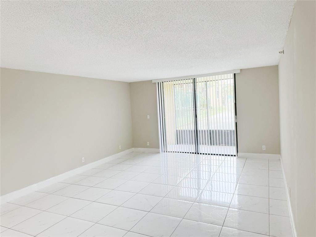 2788 Tennis Club Drive 101 — photo 10