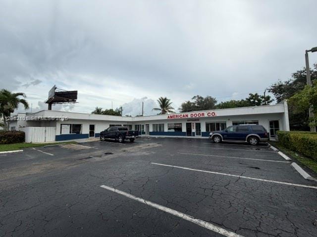 595 W Prospect Road, Oakland Park, FL 33309