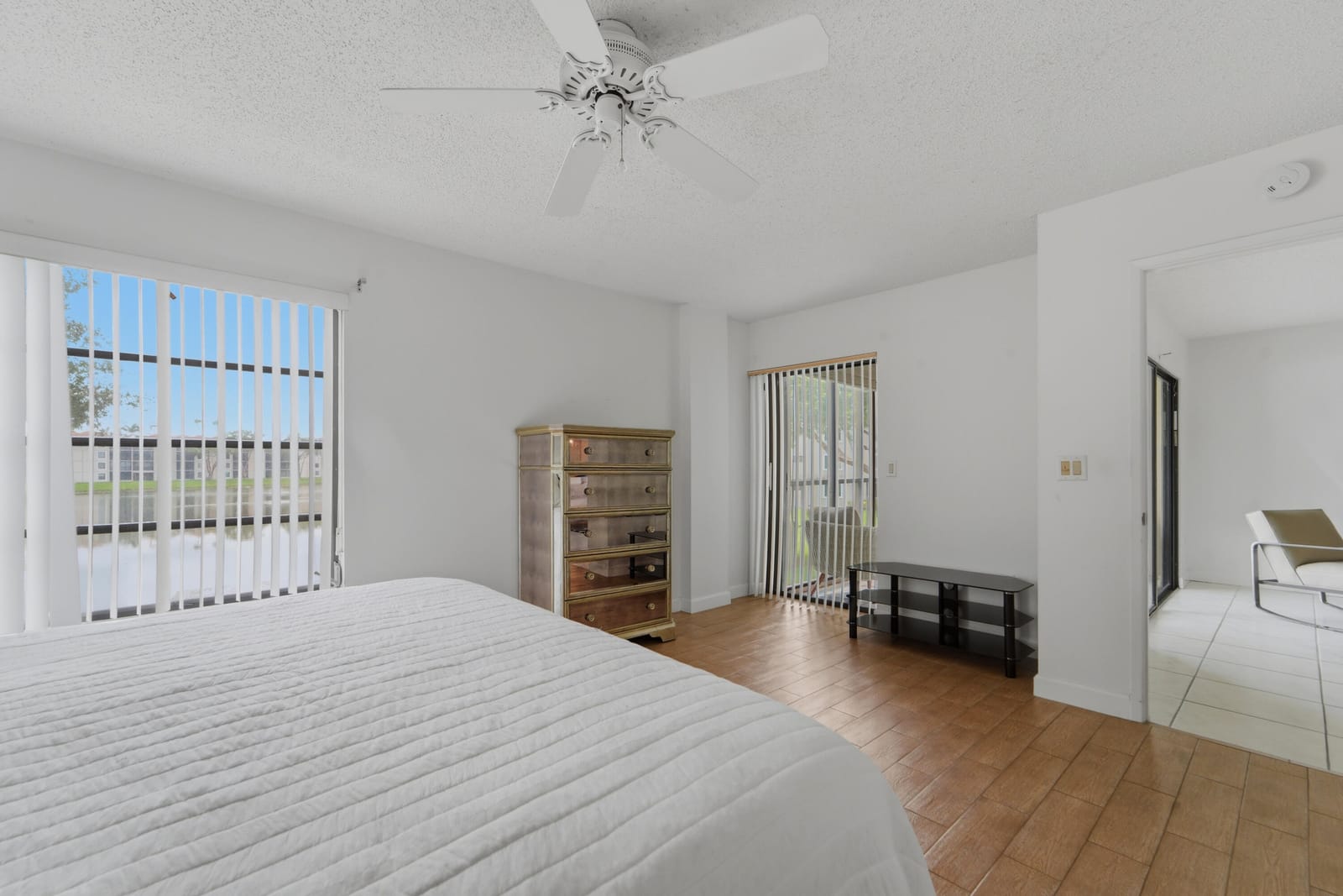 6093 POINTE REGAL Circle 209 — photo 12