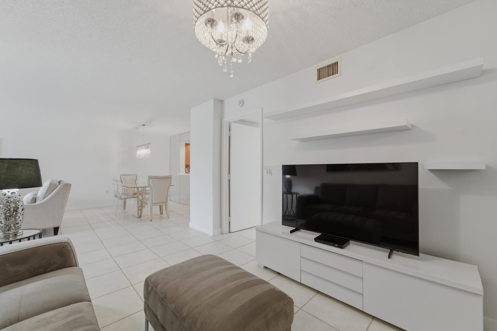 6093 POINTE REGAL Circle 209, Delray Beach, FL 33484 photo 16