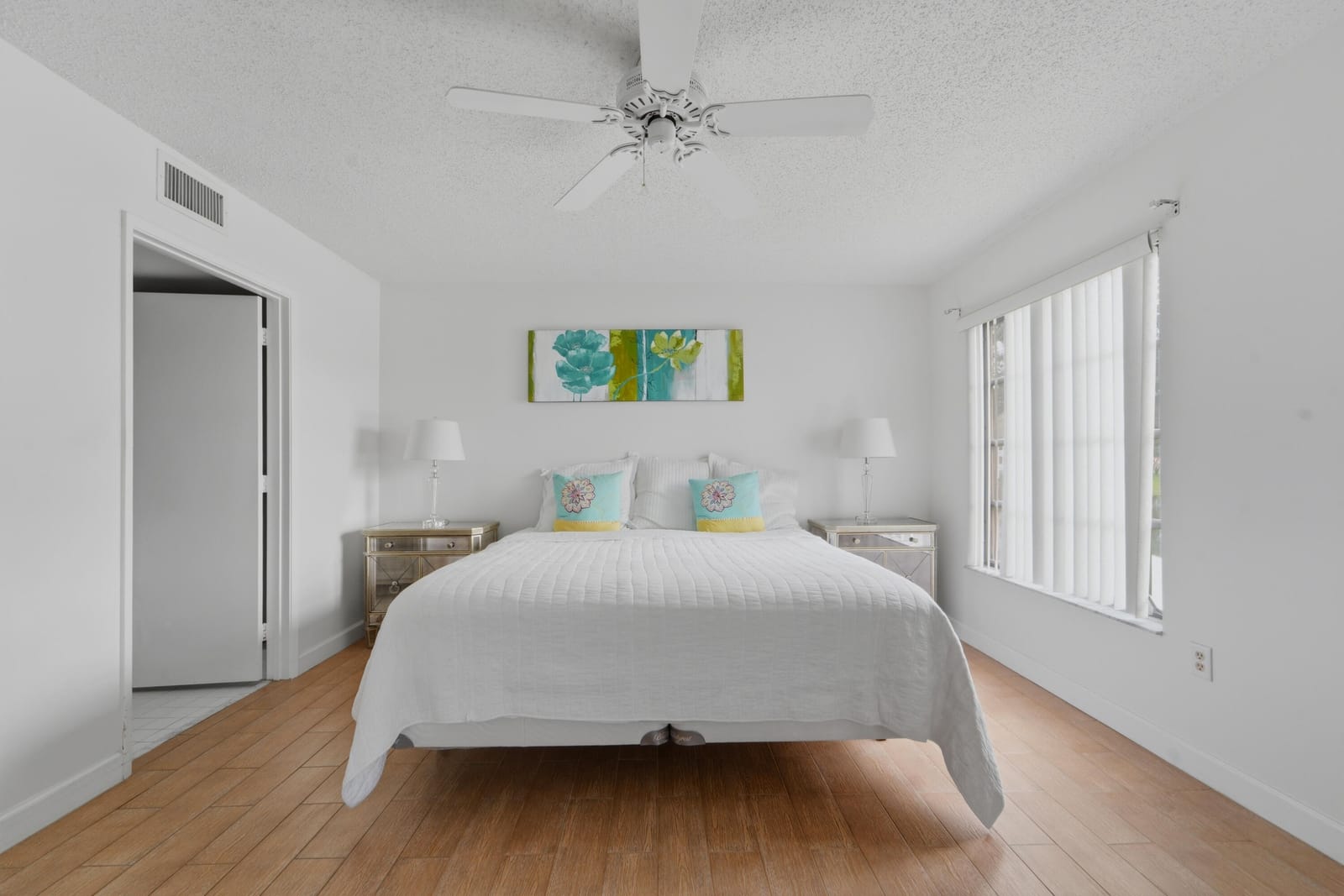 6093 POINTE REGAL Circle 209 — photo 10