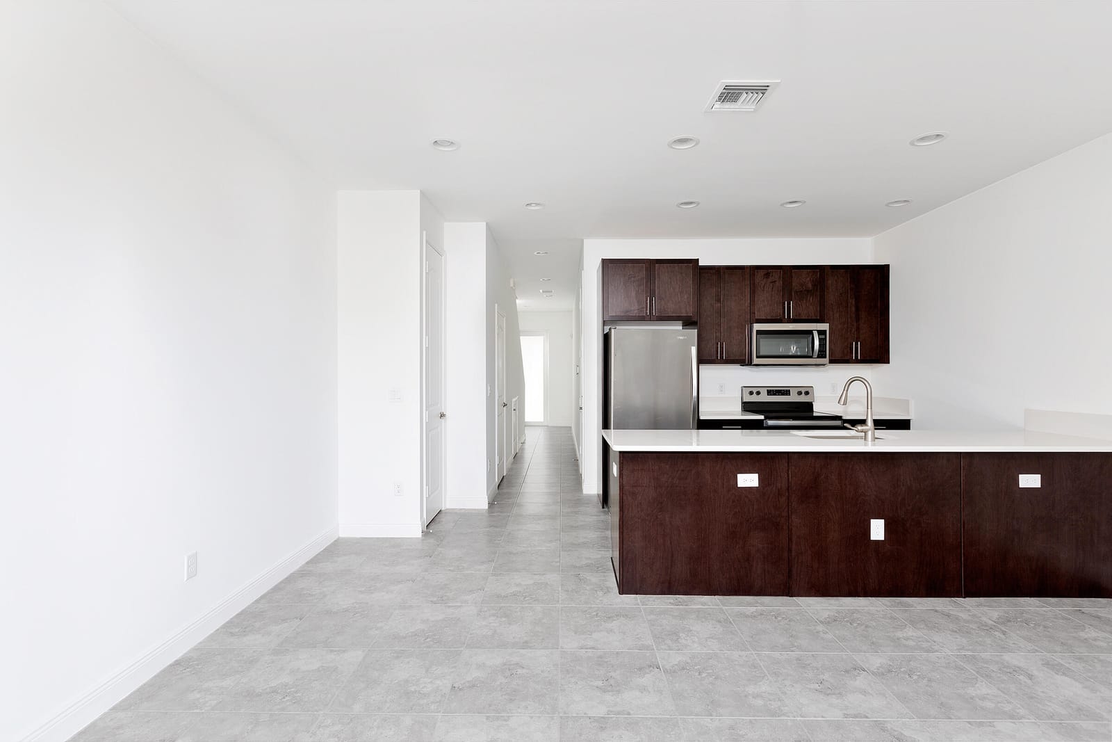 6954 PINES Circle 51 — photo 3