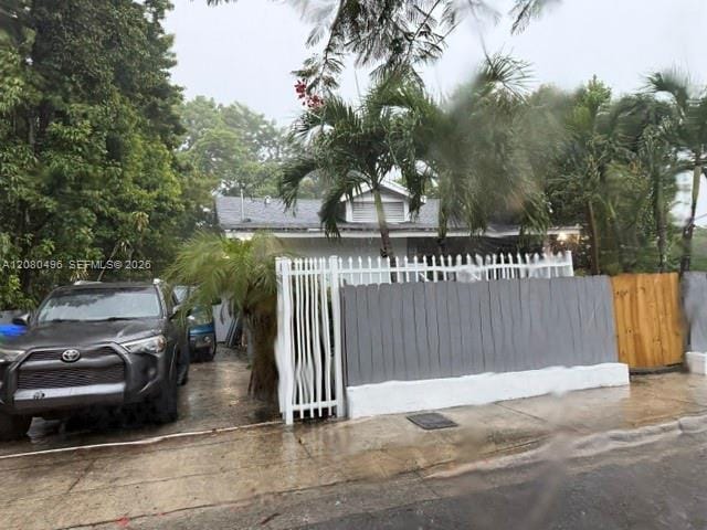 812 NW 29th Terrace, Miami, FL 33127 photo 2