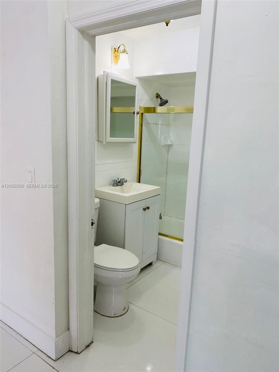 3335 SW 26th Street 3335 — photo 6