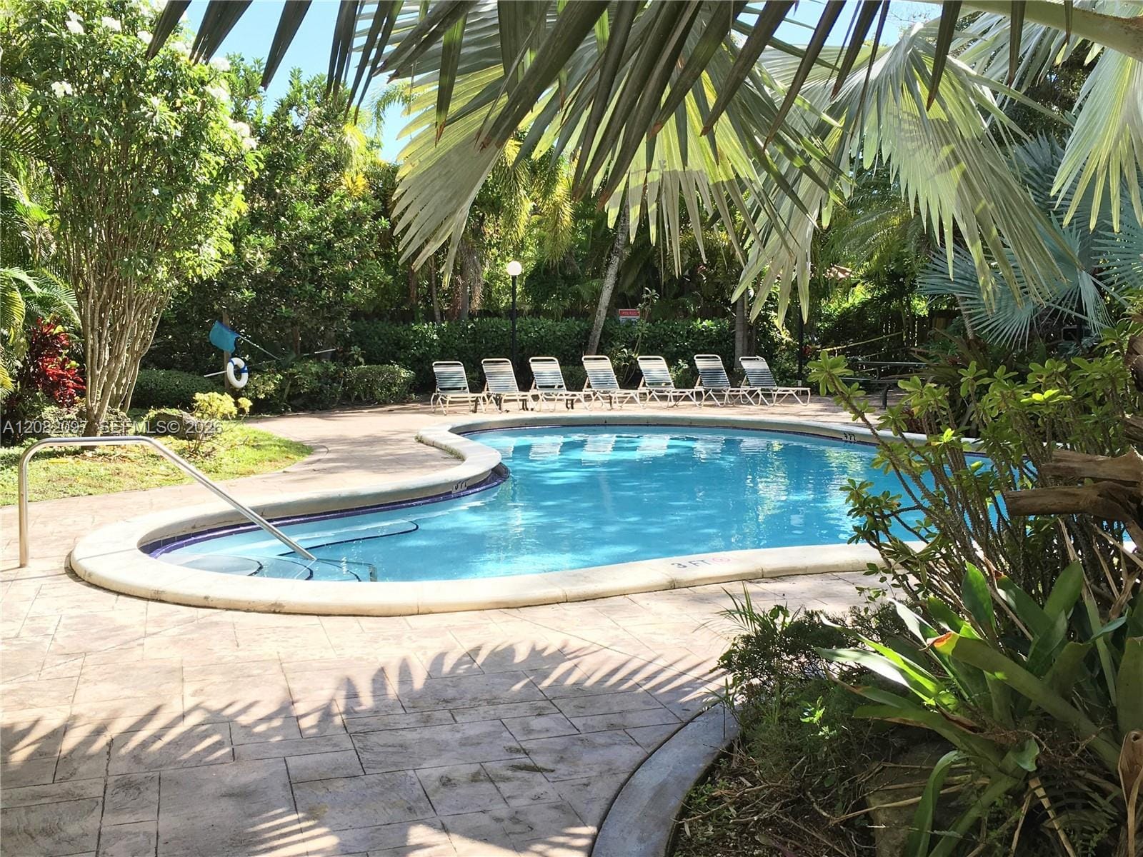 6904 N Kendall Drive F405 — photo 3