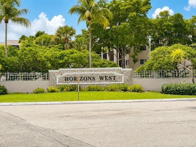 8600 SW 133rd Ave Road 305