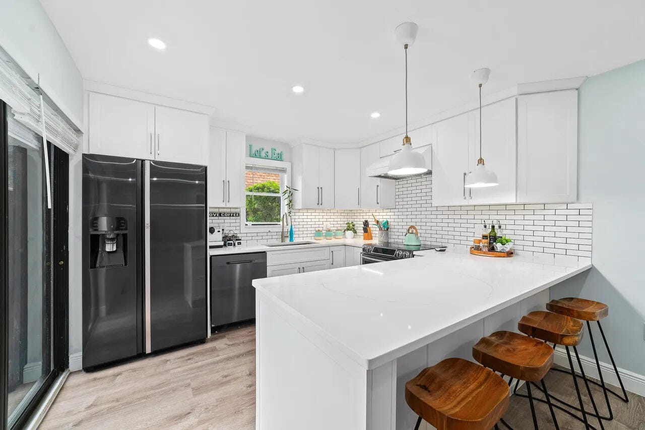 3132 SW 20TH Terrace 12B — photo 4